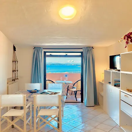 Sea View Two Bedroom Cb And G With Pool 200m From The