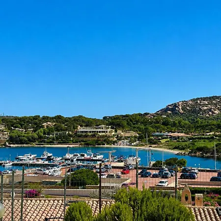 Sea View Two Bedroom Cb And G With Pool 200m From The بايا سردينيا