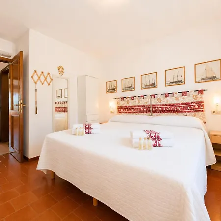 Sea View Two Bedroom Cb And G With Pool 200m From The Holiday home